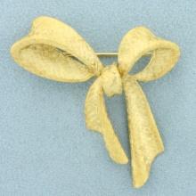 Bow Design Pin Or Brooch In 18k Yellow Gold