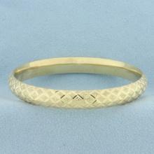 Diamond Cut Sandblast Hinged Bangle Bracelet In 14k Yellow Gold