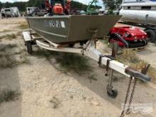 12' X 32" LOWE L1232 JON BOAT