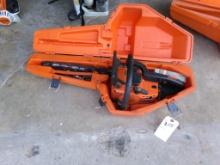 Stihl 011 AV Chainsaw in Hard Case (Basement)