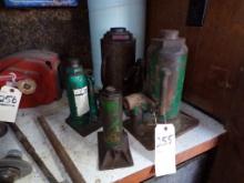 (4) Hydraulic Bottle Jacks (1) 20 Ton, (1) 3 Ton (2) ?? (Middle Barn)