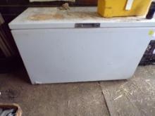 Sears Coldspot Chest Freezer w/Contents, Assorted Frozen Foods, Buyer Doesn