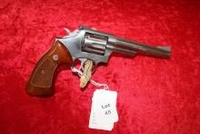 SMITH & WESSON 357 MAGNUM REVOLVER