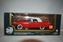 Road Rough. 1955 Ford Thunderbird. 1/18. diecast metal