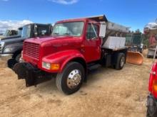 2000 INTERNATIONAL 4700 VIN: 1HTSCAAM7YH271306 S/A SPREADER TRUCK