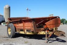 New Holland Manure Spreader