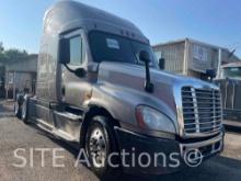 2014 Freightliner Cascadia T/A Sleeper Truck Tractor