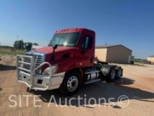 2014 Freightliner Cascadia T/A Daycab Truck Tractor