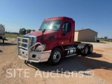 2014 Freightliner Cascadia T/A Daycab Truck Tractor