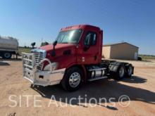 2014 Freightliner Cascadia T/A Daycab Truck Tractor