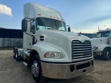 2016 Mack CXU613 Pinnacle T/A Daycab Truck Tractor