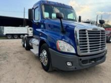 2015 Freightliner Cascadia T/A Daycab Truck Tractor