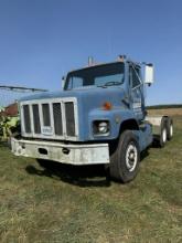 1988 IH - S -2600 SEMI TRUCK