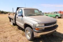 2000 CHEVY 2500 4X4 FLATBED, S/N 1GCGK24U6YE140800, V8 GAS ENG, AUTO TRANS, OD READS 92052 MILES,