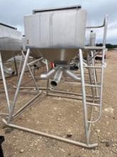 Aluminum Protein Feeder - ONE PER LOT Estimated 1500# Capacity