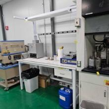 TEST BENCH WITH EQUIPMENT