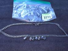 7 Dark Stones and Link Chain Neclace. No Stamp Found. Fashion.