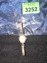 Vintage Waltham, 17 Jewel, Ladies Watch with Flex Band. Stamped Bulova Mo, 10K RGP Bezel.