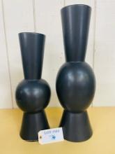 2PC BLACK FLUTED VASES