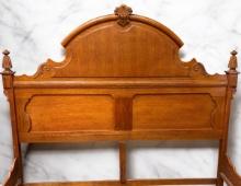 KING SIZE OAK BED