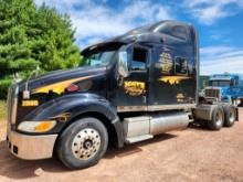 2005 Peterbilt 387 Sleeper Tractor