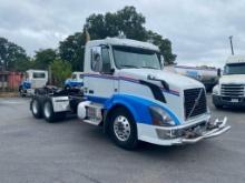 2014 Volvo VNL Truck, VIN # 4V4NC9EJ0EN176418