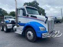 2015 Kenworth T880 Truck, VIN # 1XKZDP9X4FJ459804