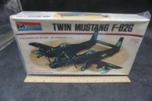 Monogram Twin Mustang F-82G Model Kit