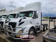 2019 VOLVO VNL300 TANDEM AXLE DAY CAB