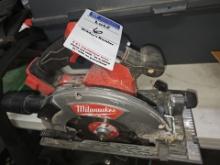 Milwaukee M18 circular saw (No battery included)