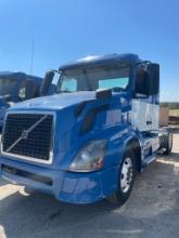 2015 Volvo Day Cab parts truck no motor/trans vin#79090