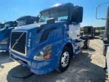 2014 Volvo Day Cab Parts Truck no Motor/ Trans vin#78927