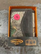 Team Realtree Camo Trifold wallet