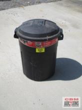 Rubbermaid 20 Gallon Trash Can with Lid