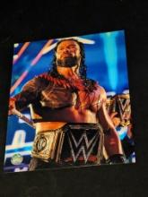 "The Tribal Chief" Roman Reigns Signed 8x10 Photograph with coa