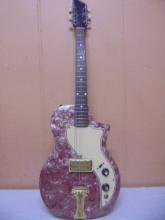 Vintage Red Pearlized Electric Guitar