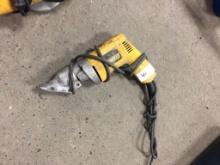 DEWALT ELECTRIC SHEARS