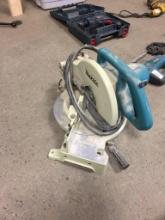 MAKITA COMPOUND MITRE SAW