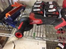 MILWAUKEE M18 GRINDER