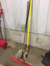 EXTENSION HANDLE & BROOM