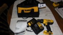 Dewalt DCD771 Drill driver 20V Max, 1 Battery, charger and bag