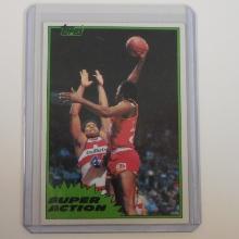 1981-82 TOPPS #110 MOSES MALONE HOUSTON ROCKETS SUPER ACTION