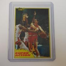 1981-82 TOPPS #106 BOBBY JONES SUPER ACTION 76ERS