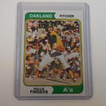 1974 TOPPS #212 ROLLIE FINGERS OAKLAND ATHLETICS