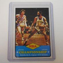 1973-74 TOPPS #68 NBA CHAMPIONSHIP KNICKS LAKERS