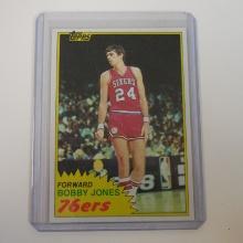 1981-82 TOPPS #32 BOBBY JONES 76ERS