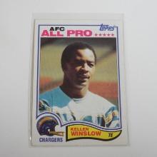 1982 TOPPS FOOTBALL #241 KELLEN WINSLOW SR ROOKIE CARD