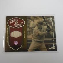 2005 DONRUSS JIM THOME TIMBER AND THREADS GAME USED BAT CARD