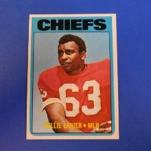 1972 TOPPS FOOTBALL #35 WILLIE LANIER KANSAS CITY CHIEFS VERY NICE