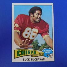 1975 TOPPS FOOTBALL #16 BUCK BUCHANAN KANSAS CITY CHIEFS SHARP